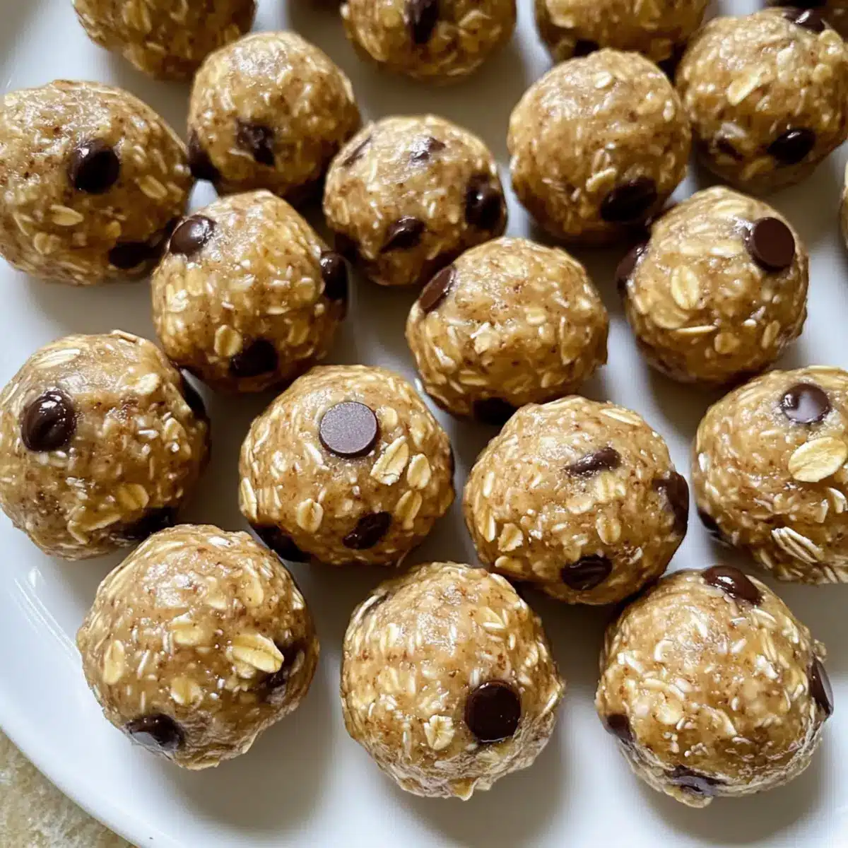 4 Ingredient Energy Oatmeal Balls